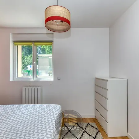 Le Saint Ferjus 2 Chambres-parking Gratuit