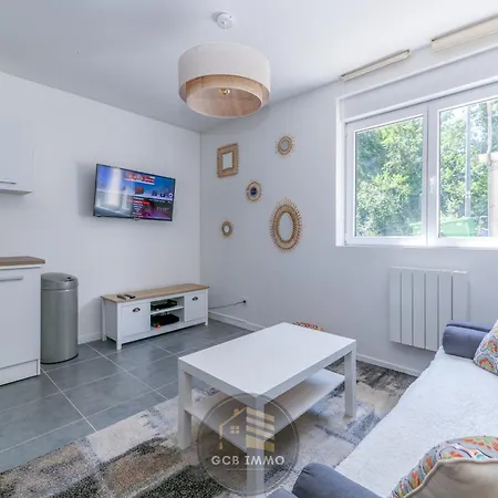 Le Saint Ferjus 2 Chambres-parking Gratuit Apartment *